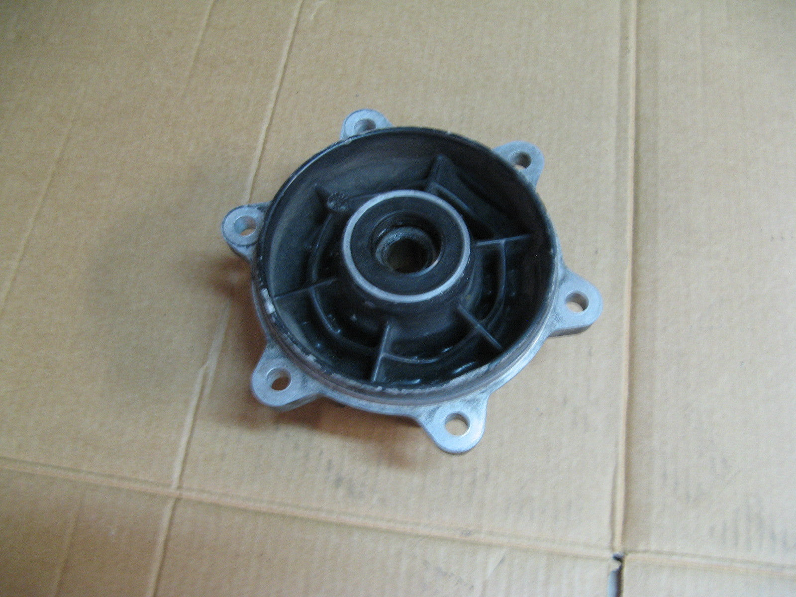 Porte couronne pour Honda 650 Dominator - RD08A