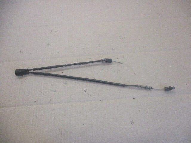 Cable d'accélérateur et pompe à huile 2ième tronçon Honda 125 MTX - MTXR - TC02