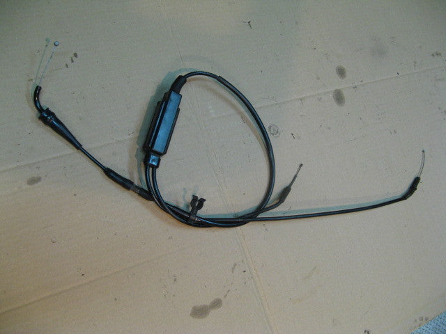 Cable d'accélérateur avec boitier rectangulaire Yamaha 125 TDR modèle 4FU / 5AE
