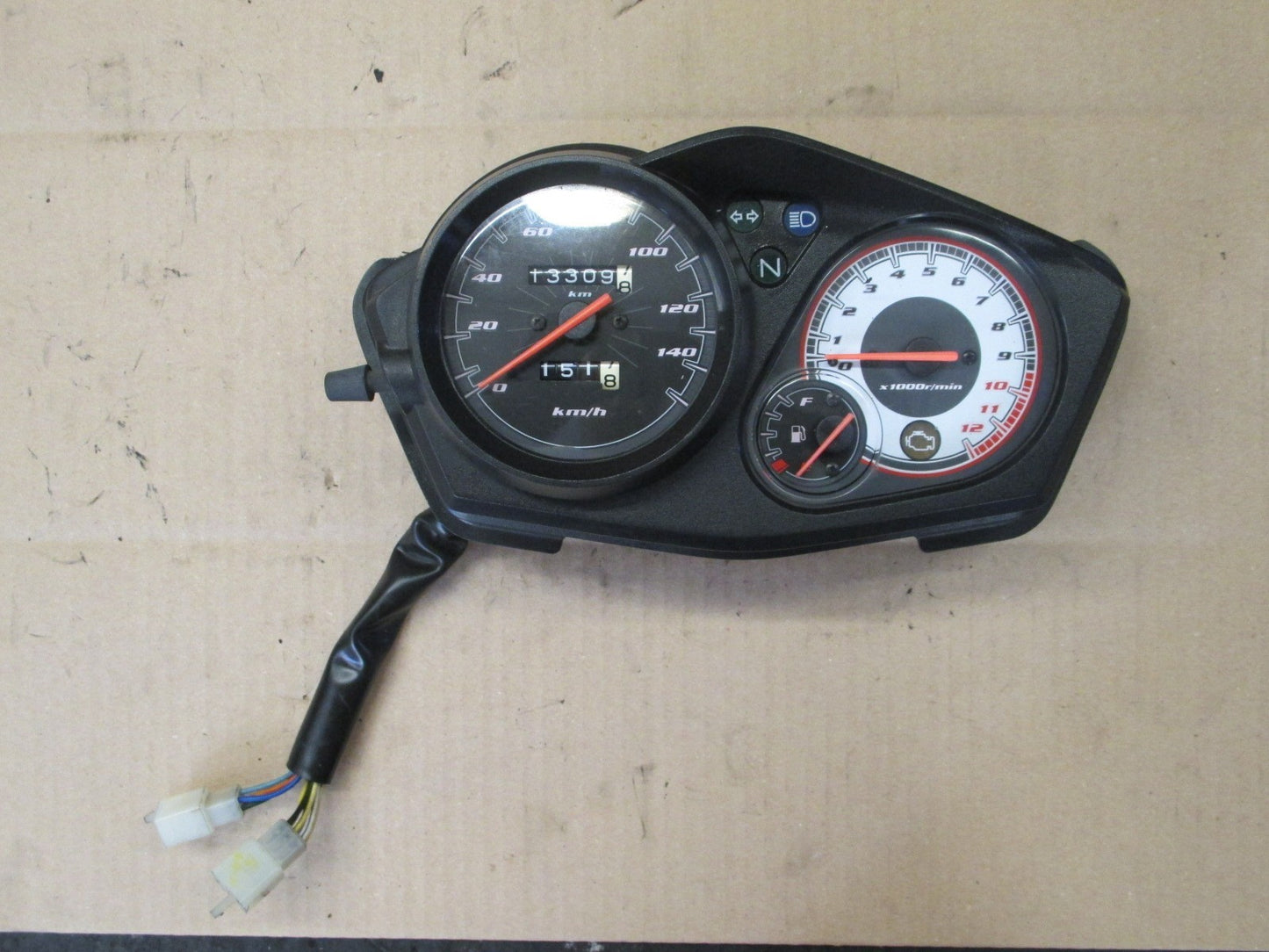 Bloc compteur compte tours 13309 kms pour Honda 125 CBF - JC40A