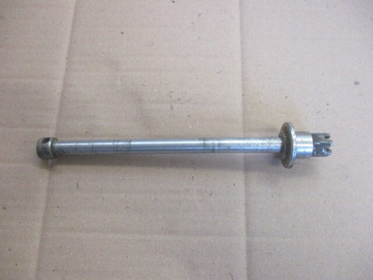 Axe de roue avant pour Suzuki 125 GN - NF41A