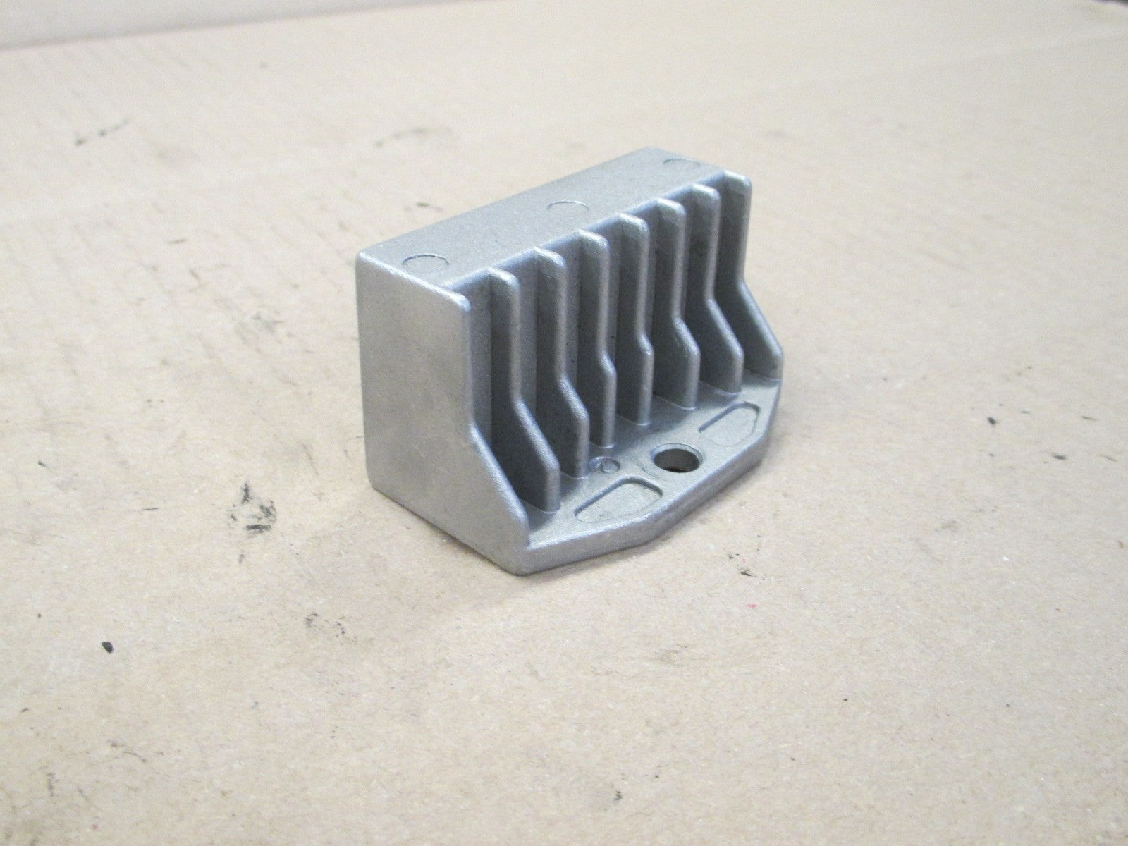 Régulateur pour Honda 125 CBF - JC40A