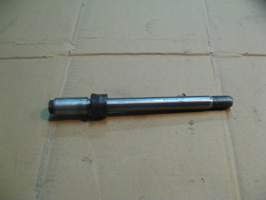 Axe de roue avant pour Honda 750 Africa twin - XRV - RD04