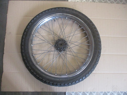 Roue avant avec pneu bon état pour Honda 125 CLR - City Fly - JD18A