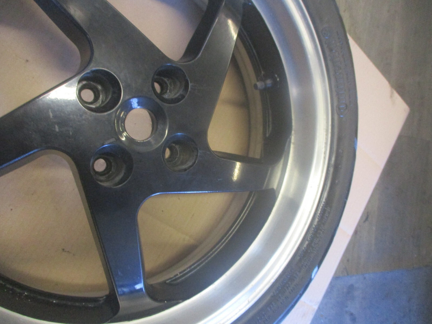 Roue arrière avec bordures polies pour Honda 750 VFR - RC36 - Type 2 - 1994/1997