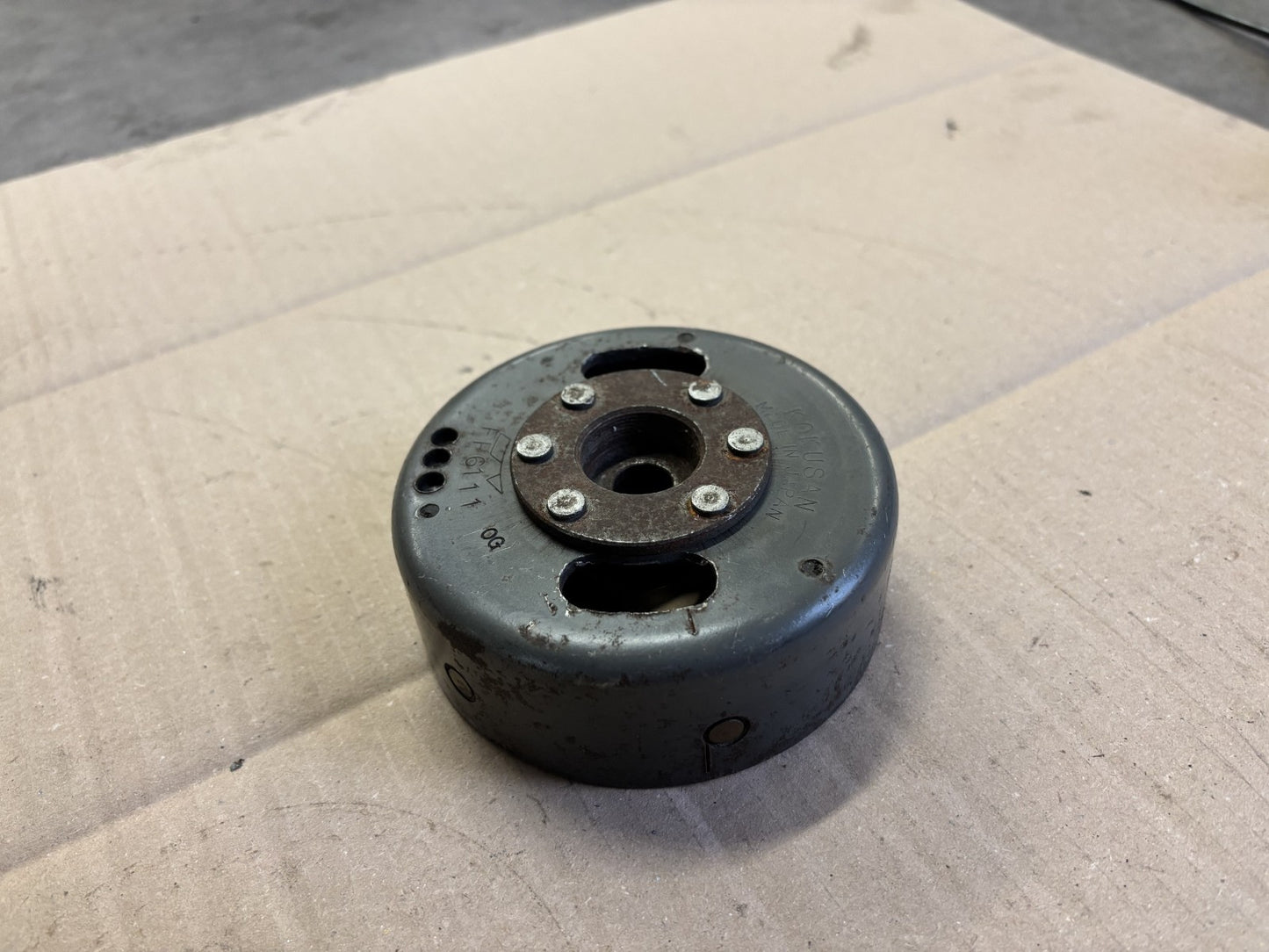 Rotor d'allumage FP6111 pour Kawasaki 125 K1 - KE - KS