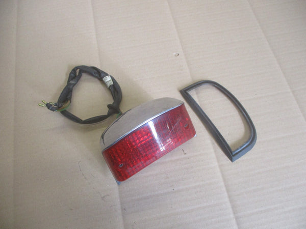 Feu arrière + joint pour Honda 125 Rebel - JC24A - JC26A