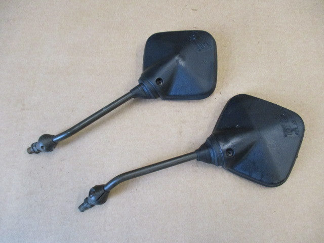 Rétroviseurs pour Honda 200 XLR - MD06
