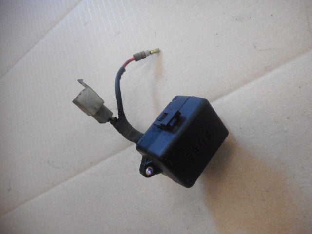 Boitier fusibles + diodes pour Honda 650 NX Dominator - RD08A