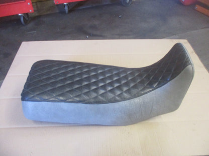 Selle pour Suzuki 600 DR - 650 DR - SN41A - SP41A