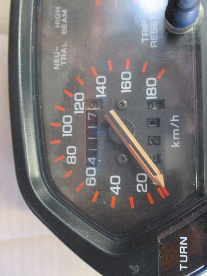 Bloc compteur compte tours pour Honda 650 NX Dominator - RD02 - 41117 kms