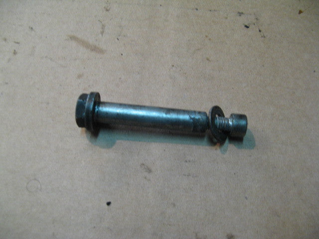 Axe de fixation pour Yamaha 125 XT - 12V - 3YU