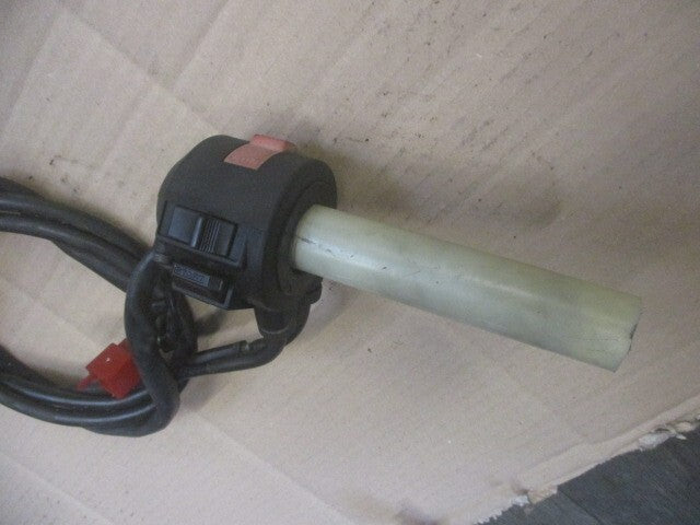 Poignée d'accélérateur + cables + cocotte droite Honda 750 VFR - RC24 - 86/87