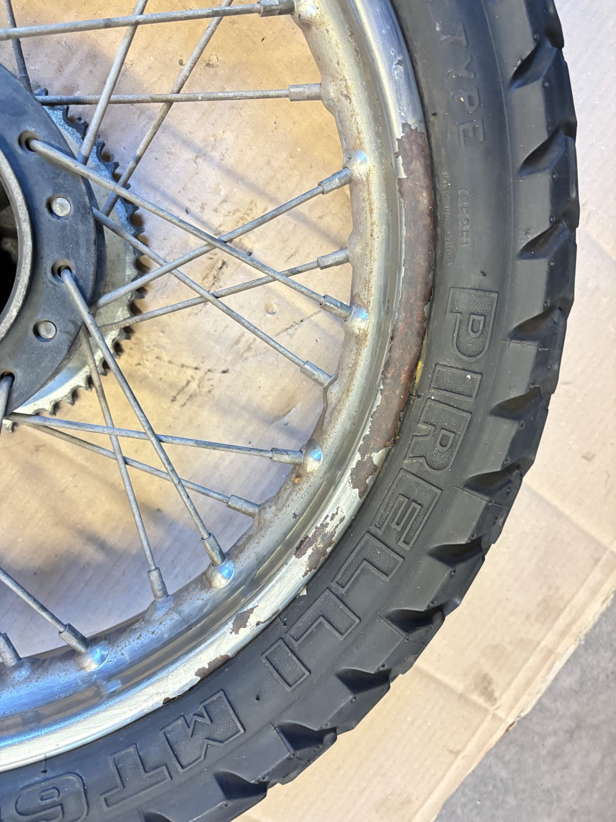 Roue arrière pour Honda 125 CLR - City Fly - JD18A