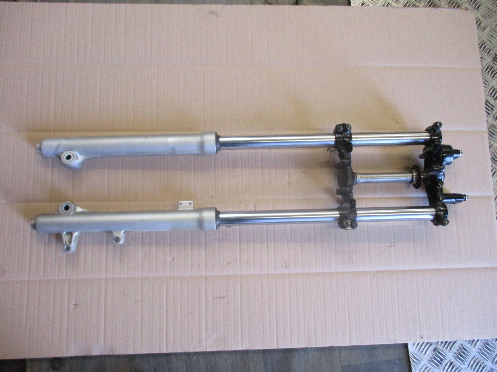 Fourche pour Honda 125 XR L - JD19 - JD19A - JD1911