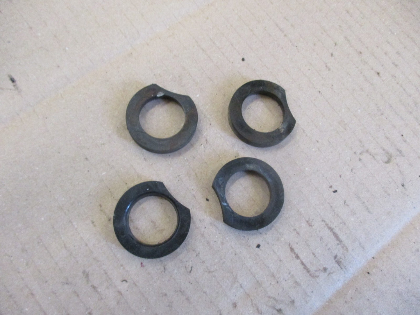 Entretoises entre couronne arrière et moyeu pour Yamaha 125 TZR - 2RL