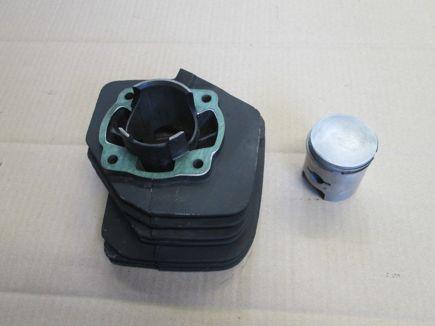 Cylindre / piston pour Kawasaki 125 KE - K1 - KS