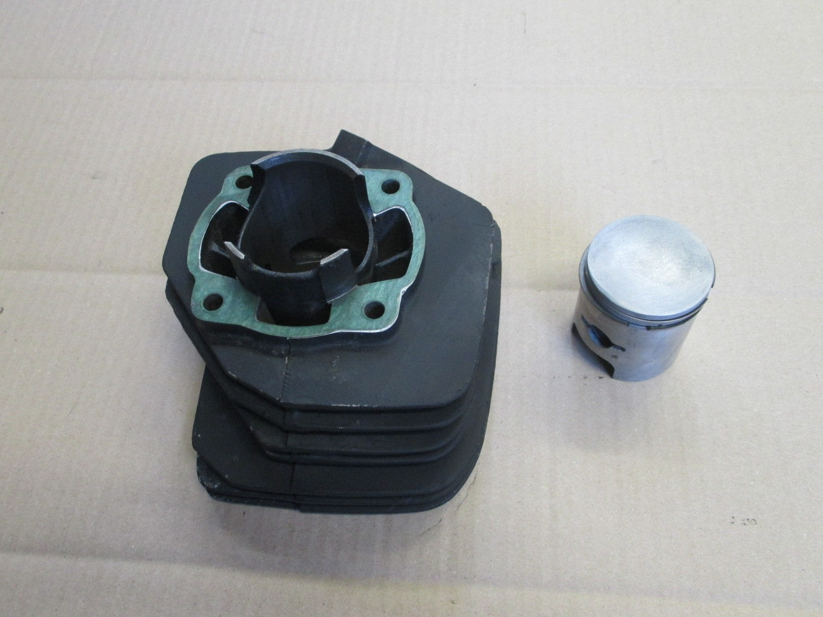 Cylindre / piston pour Kawasaki 125 KE - K1 - KS