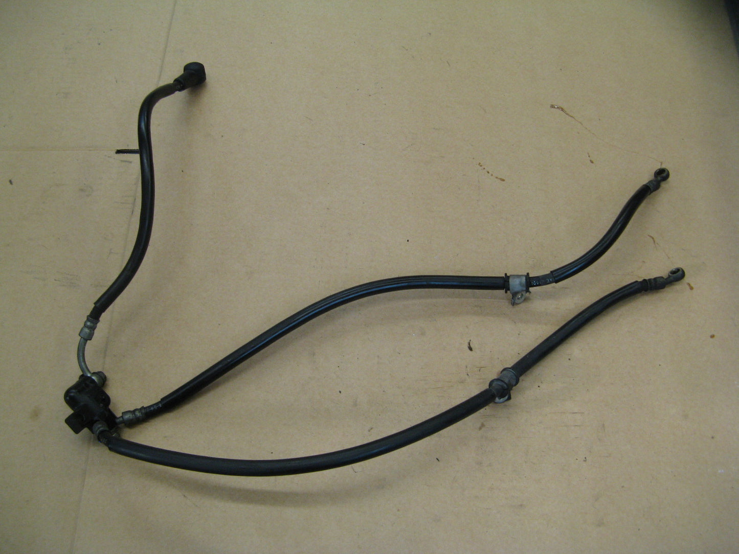 Tuyauteries de frein avant pour Yamaha 750 XTZ - 3LD