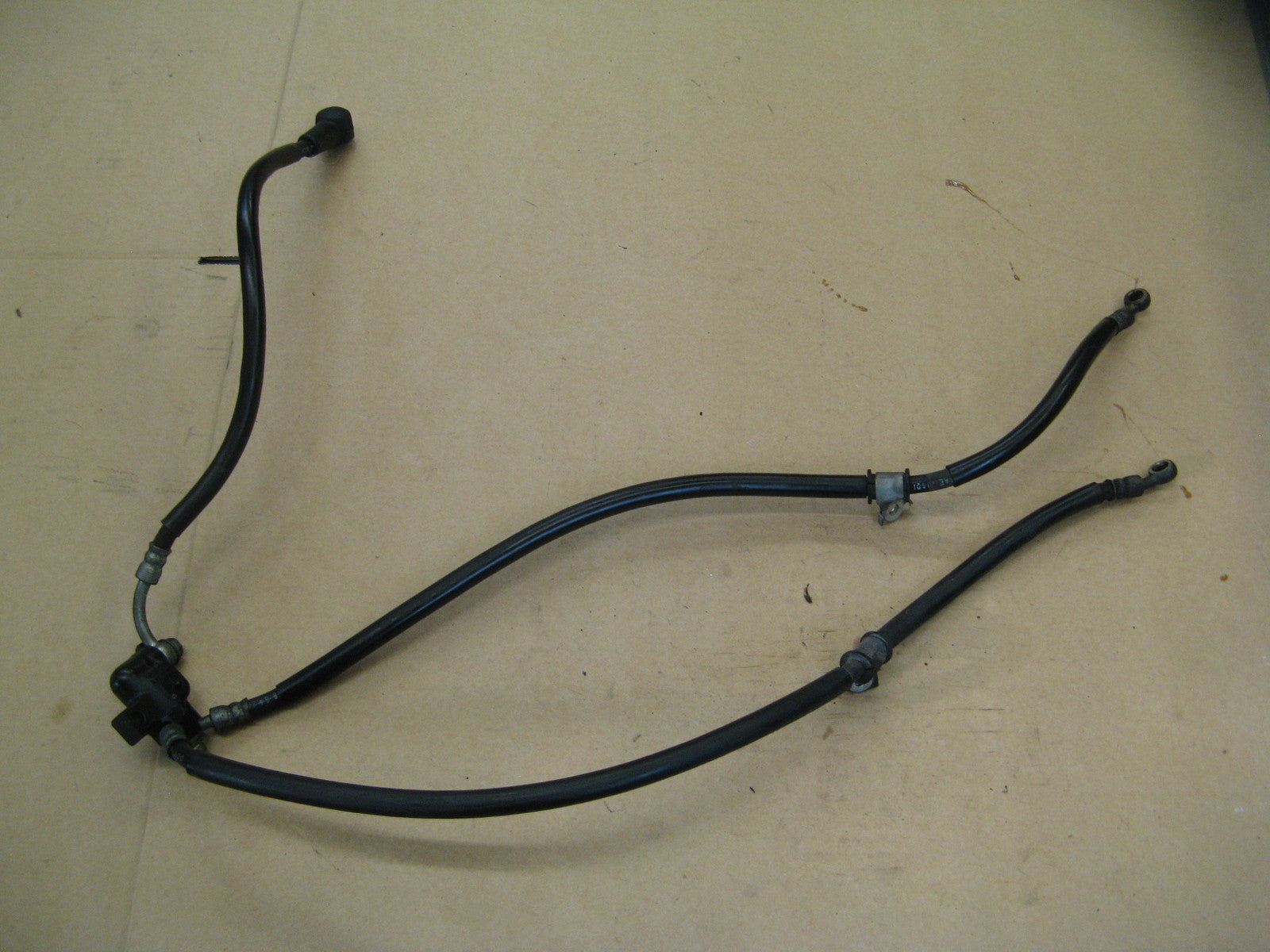 Tuyauteries de frein avant pour Yamaha 750 XTZ - 3LD