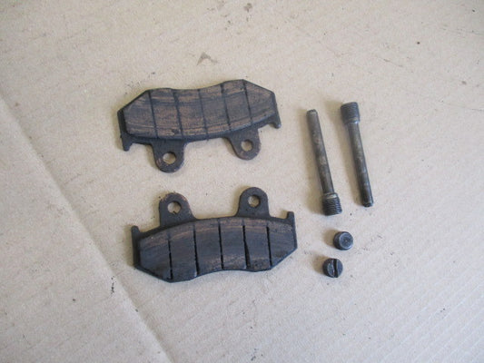 Plaquettes de frein avant + axes pour Honda 600 XLR - PD03