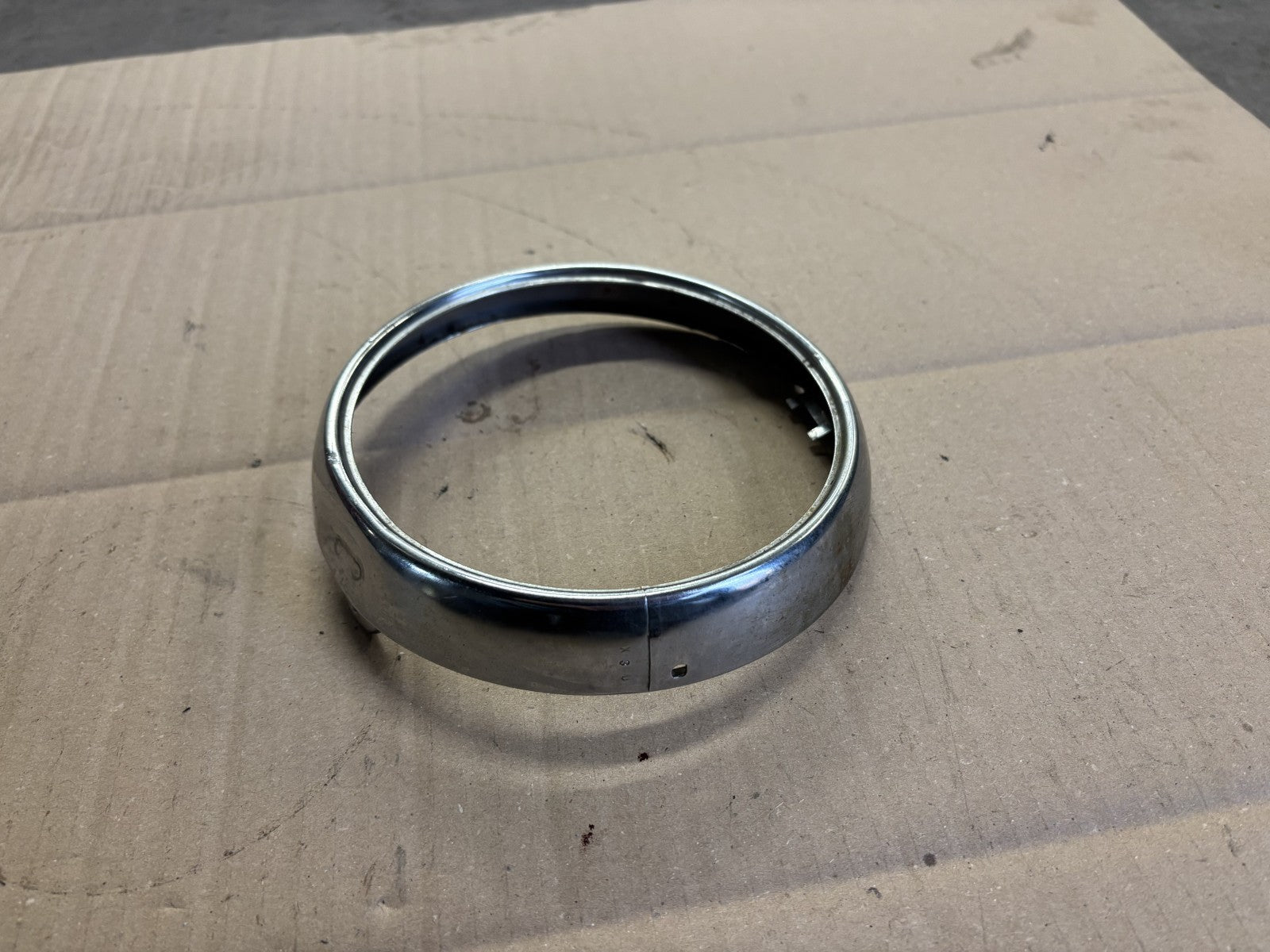 Cerclage de phare pour Kawasaki 125 KE - K1 - KS