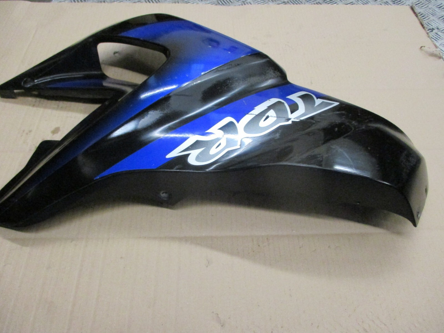 Flanc de carénage gauche pour Yamaha 125 TDR - 4FU / 5AE