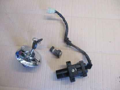 Nieman + bouchon + serrure de selle pour Honda 125 XLV Varadéro - JC32