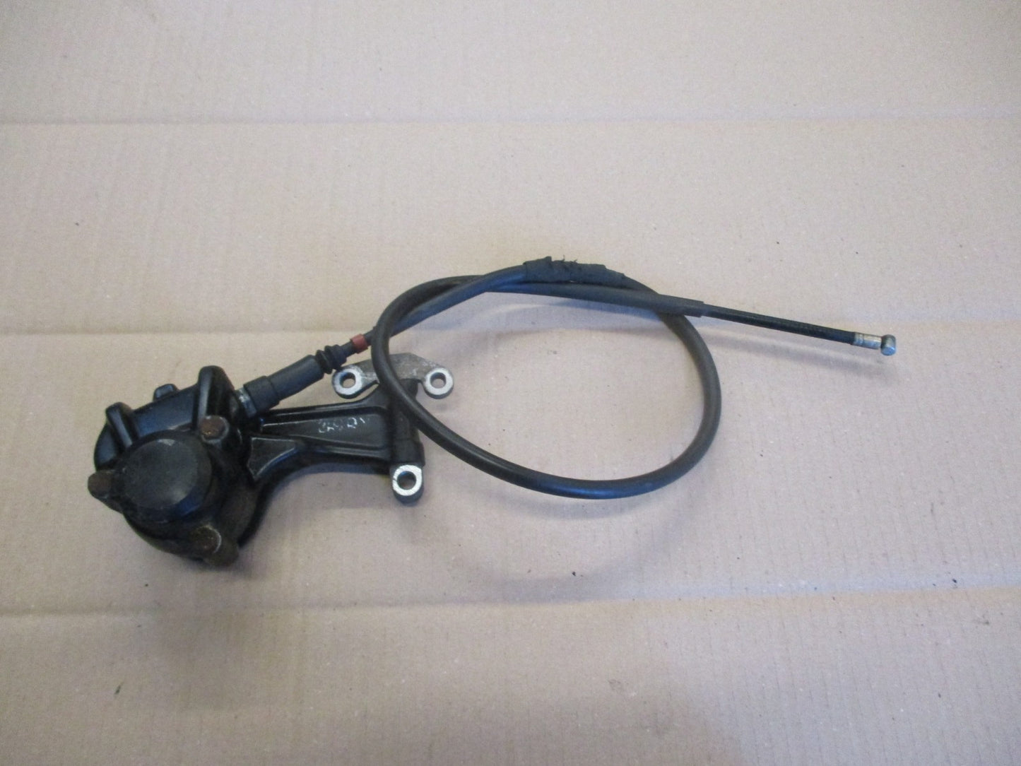 Etrier de frein avant + cable pour Honda 125 CBT - CB125T - 125 Twin