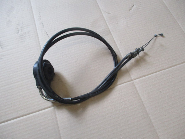 Cocotte droite + cables d'accélérateur Suzuki 600 DR - SN41A