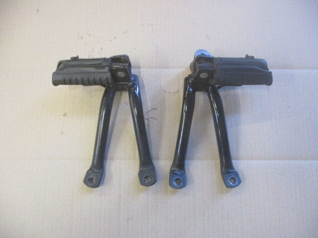 Cales pieds arrières pour Honda 125 CBF - JC40A
