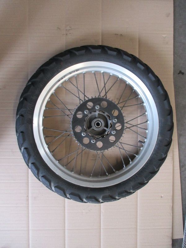 Roue arrière avec pneu ayant peu roulé pour Yamaha 125 XTR - 18 pouces