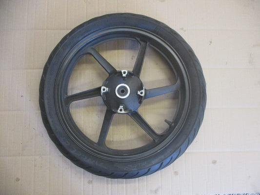 Roue arrière avec pneu bon état pour Honda 125 CBR - JC34