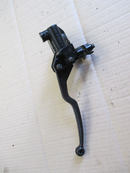 Maitre cylindre de frein avant d'origine pour Suzuki 125 GN - NF41A