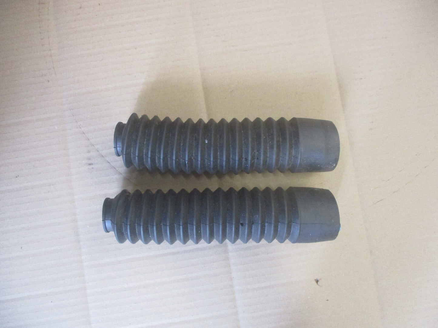 Soufflets de fourche pour Honda 125 CM - JC05