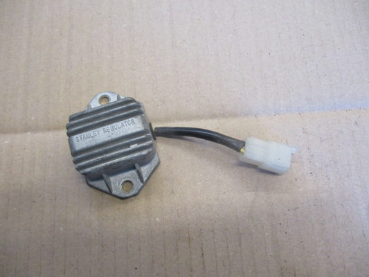 Régulateur pour Yamaha 125 DTLC - 10V