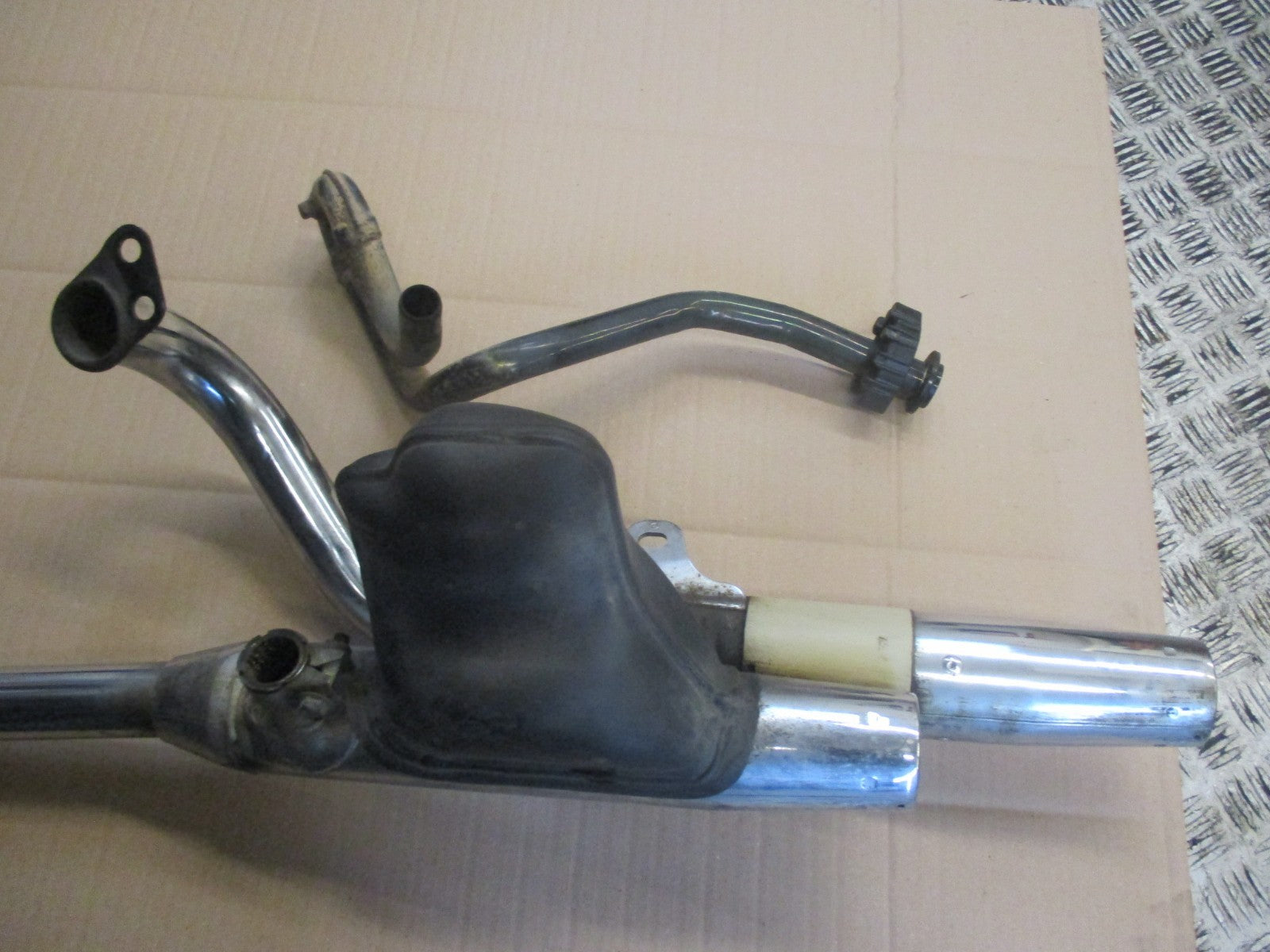 Pot d'échappement pour Yamaha 125 XV Virago - 5AJ