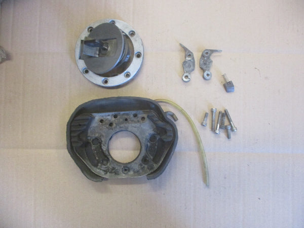 Bouchon essence + support de fixation pour Yamaha 750 FZX - 2JE - 4AM