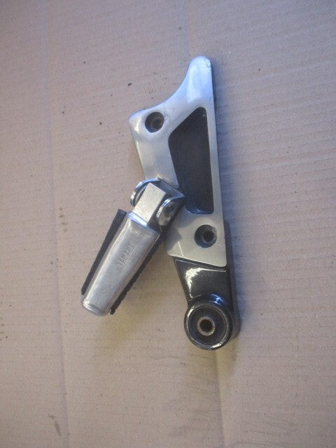 Cale pied arrière droit pour Yamaha 1200 V-MAX - VMAX - 2EN
