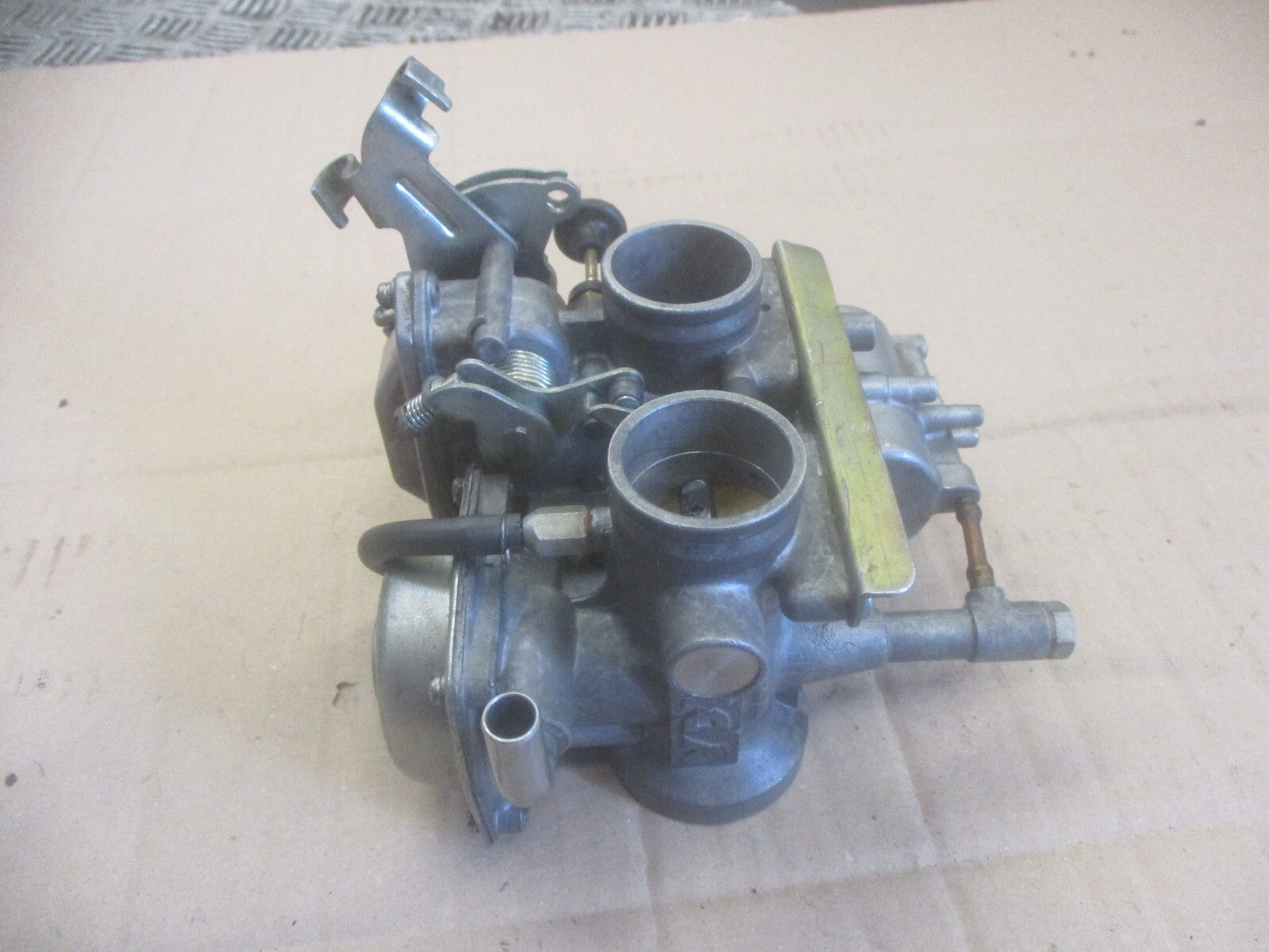 Carburateur pour Yamaha 600 TTR - DJ01 - 1999