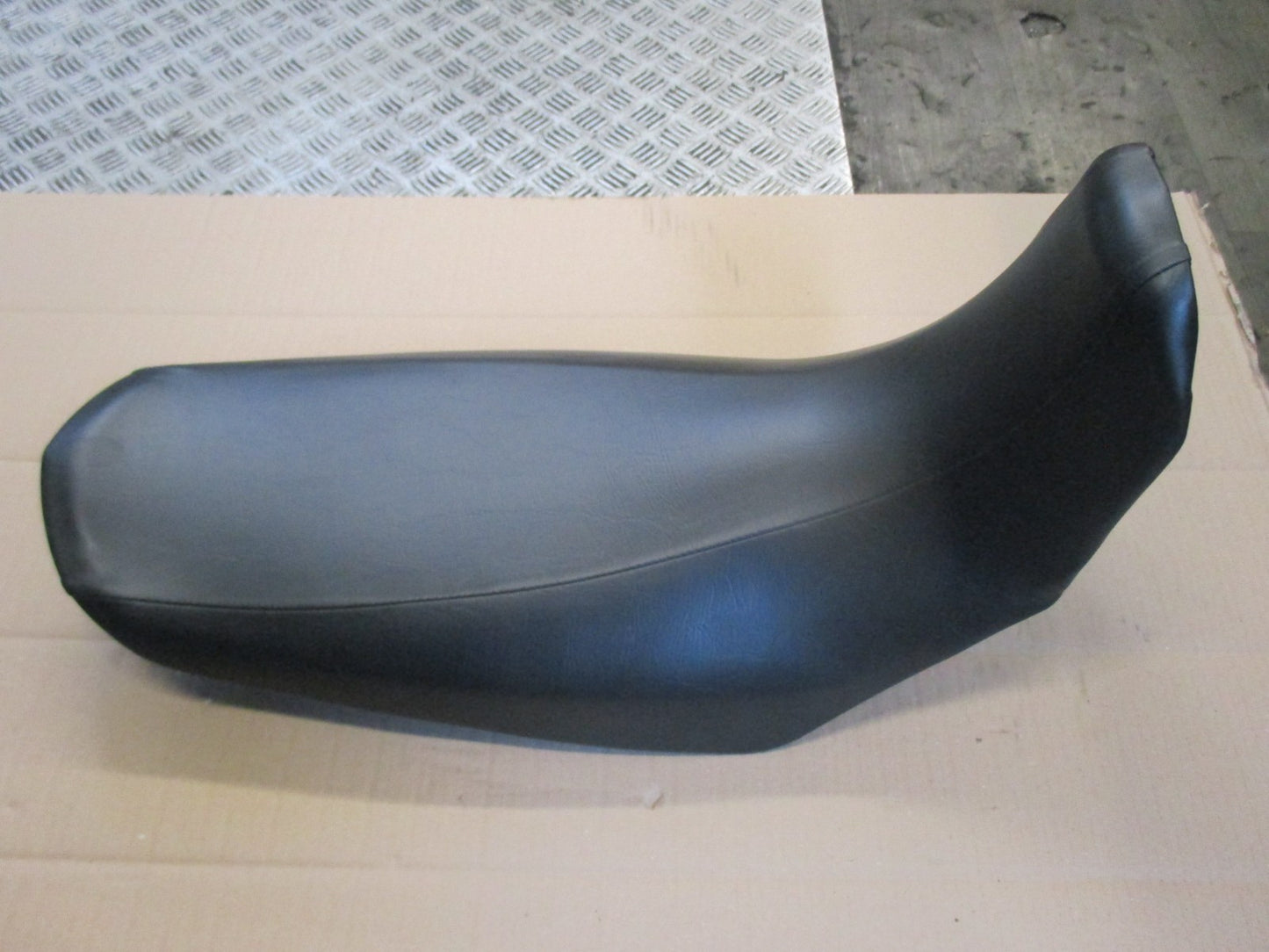 Selle refaite à neuf pour Yamaha 660 XTX