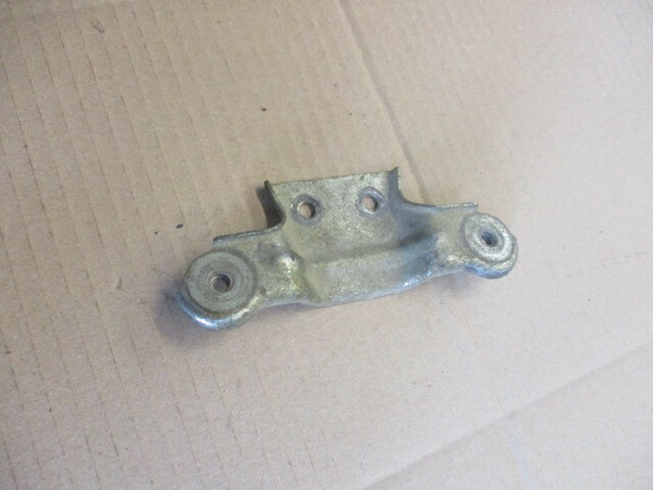 Patte arrière de réservoir pour Suzuki 125 TSR - SF15A