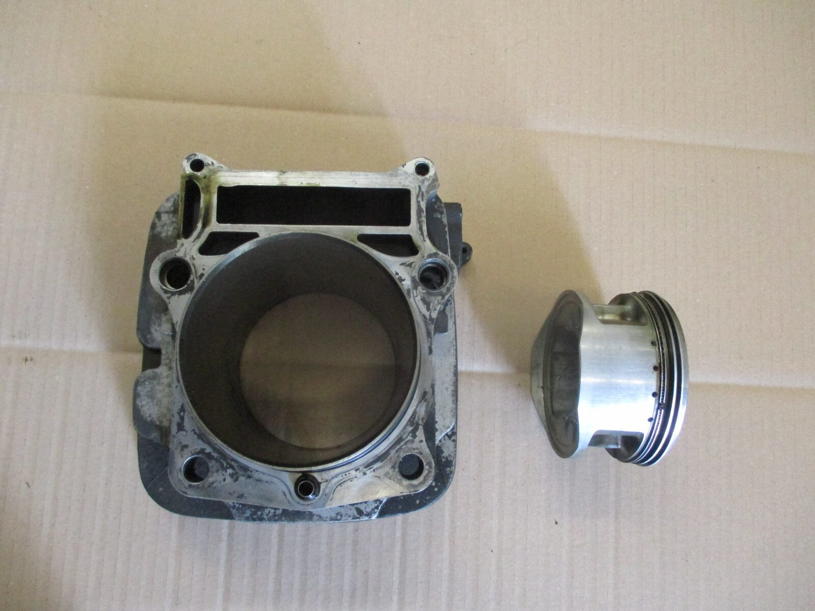 Cylindre / piston 34K00 pour Yamaha 600 XT Ténéré - 34L - 43F - 55W