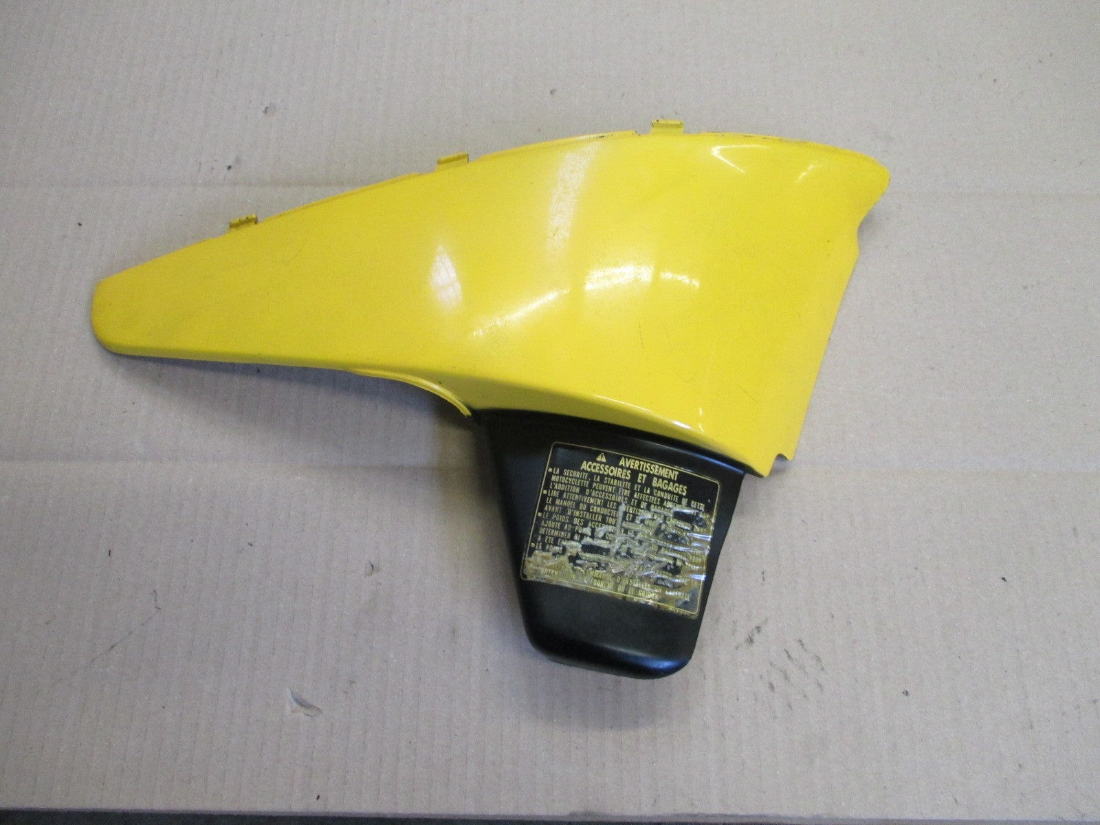Cache latéral droit pour Honda 600 VT C Shadow - PC21