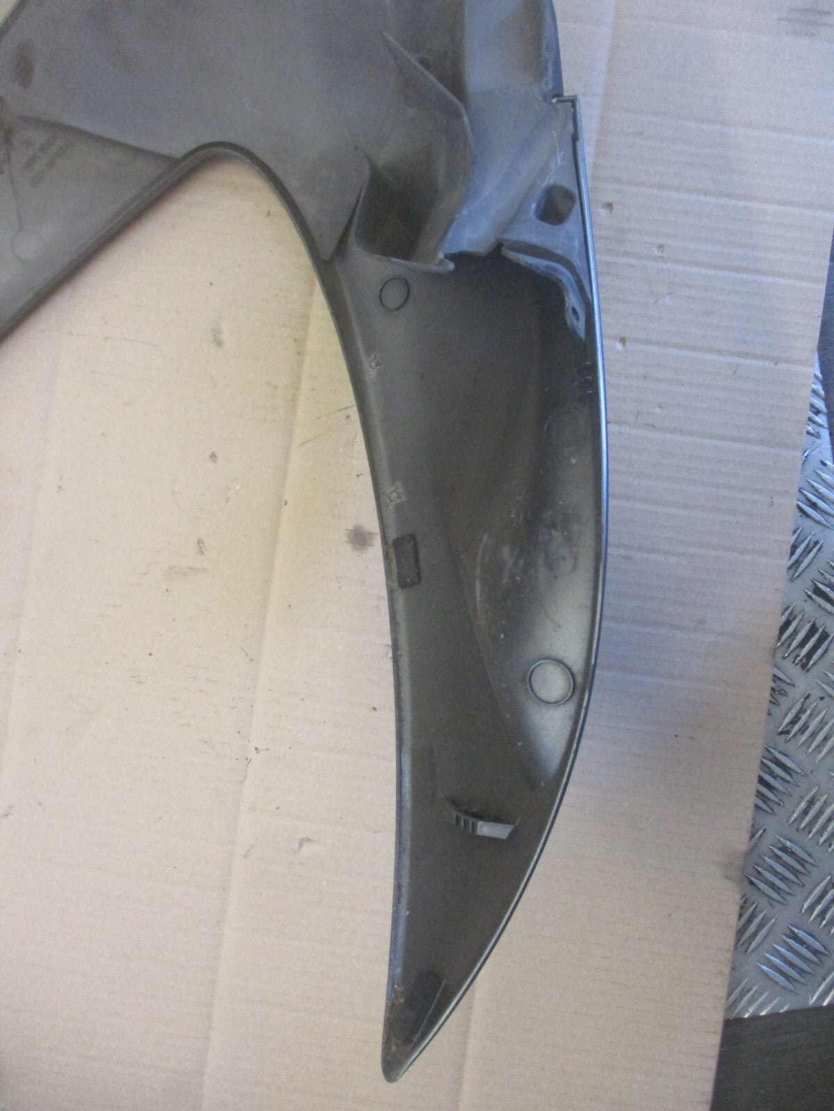 Flanc de carénage droit pour Honda 700 XLV Transalp - RD13A