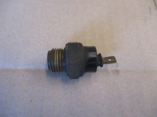 Manocontacteur d'eau pour Honda 650 NTV REVERE - RC33