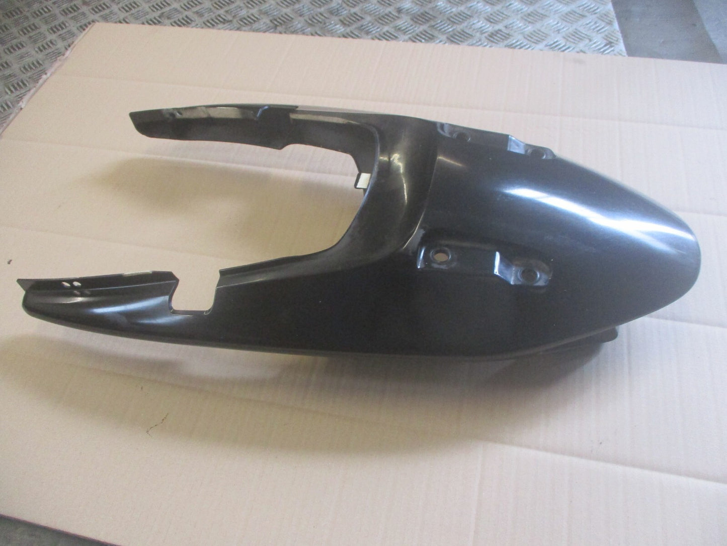 Coque  arrière supérieure pour Honda 650 FX - VIGOR - RD09