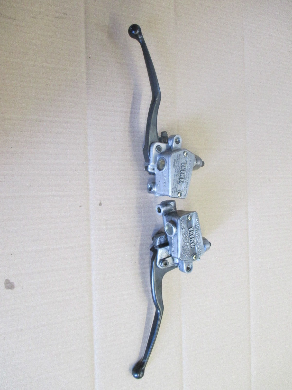 Maitre cylindre d'embrayage et de frein avant pour Yamaha 750 FZX - 2JE - 4AM