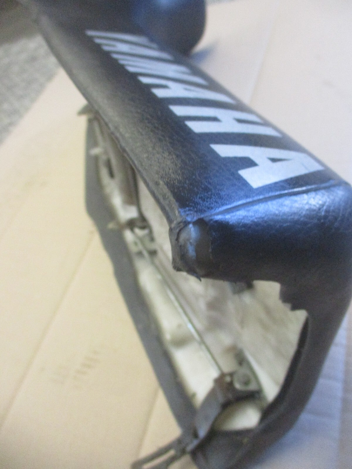 Selle pour Yamaha 125 DTLC - 34X - 1HR - 57U