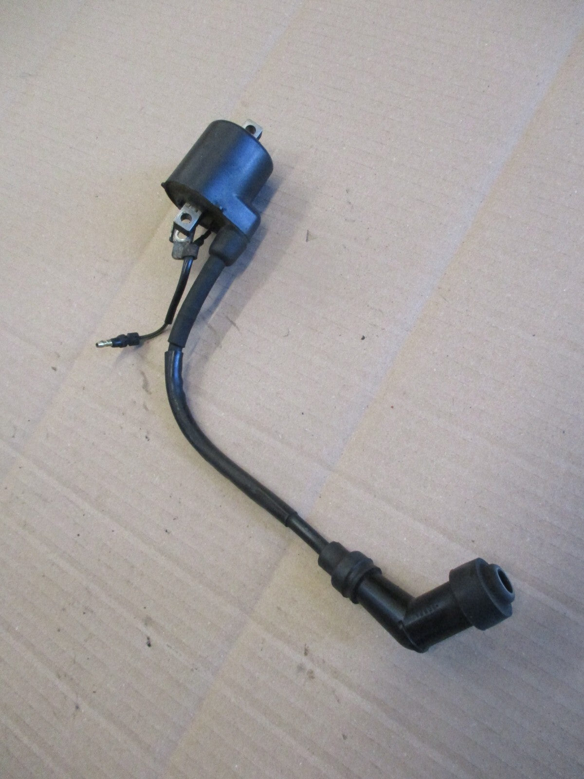 Bobine HT pour Honda 125 CBR - JC34 - 2006 - 8852 kms